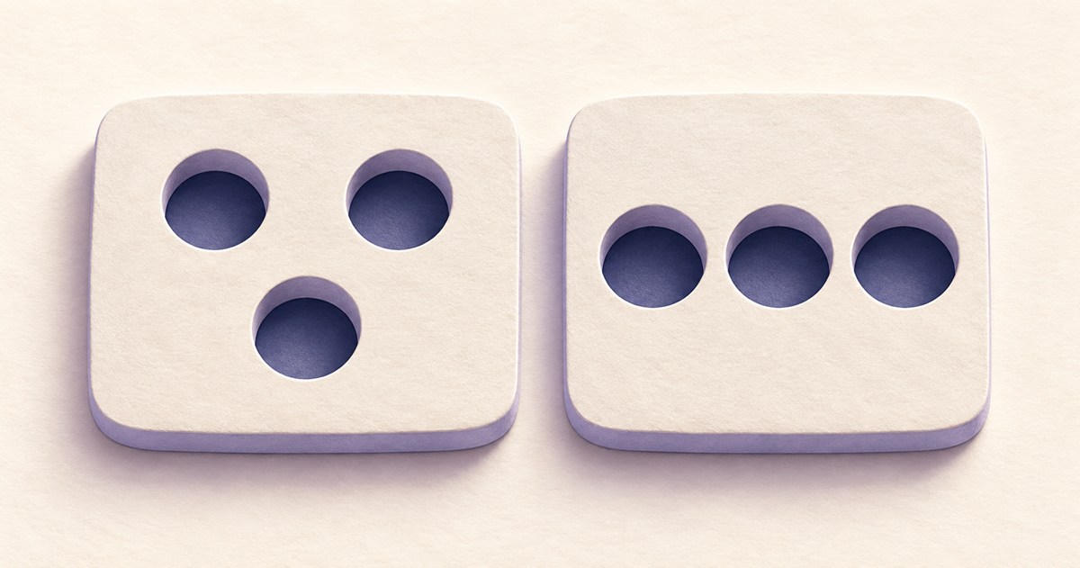 三つの穴を顔のように並べた板と、一直線に並べた板を比較した図